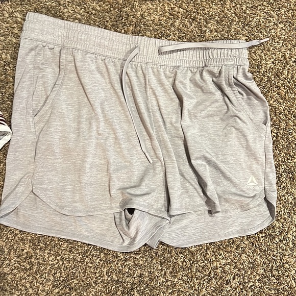 5 large womens shorts - Picture 6 of 8
